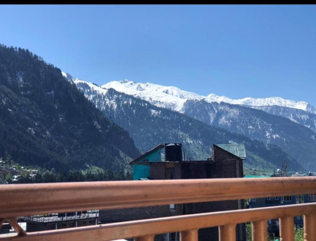 Hotel Hadimba Regency ! Free 4 Wheeler Parking ! Mountain View Rooms ! Near Mall Road Manali Exterior photo